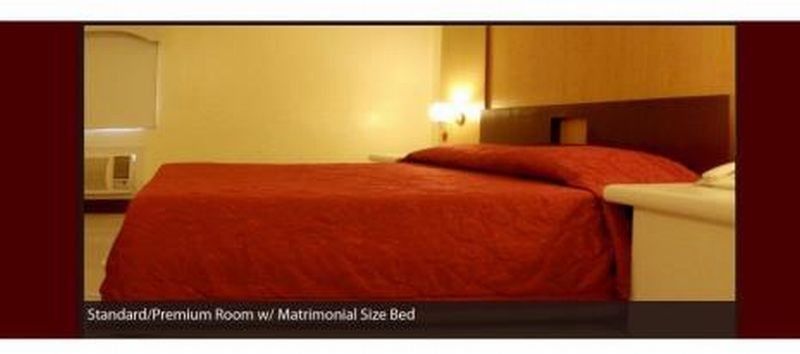 Cherry Blossoms Hotel Manilla Buitenkant foto